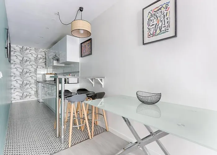 Saint Fargeau Gambetta IV Lovely Apartment 4P 1Br